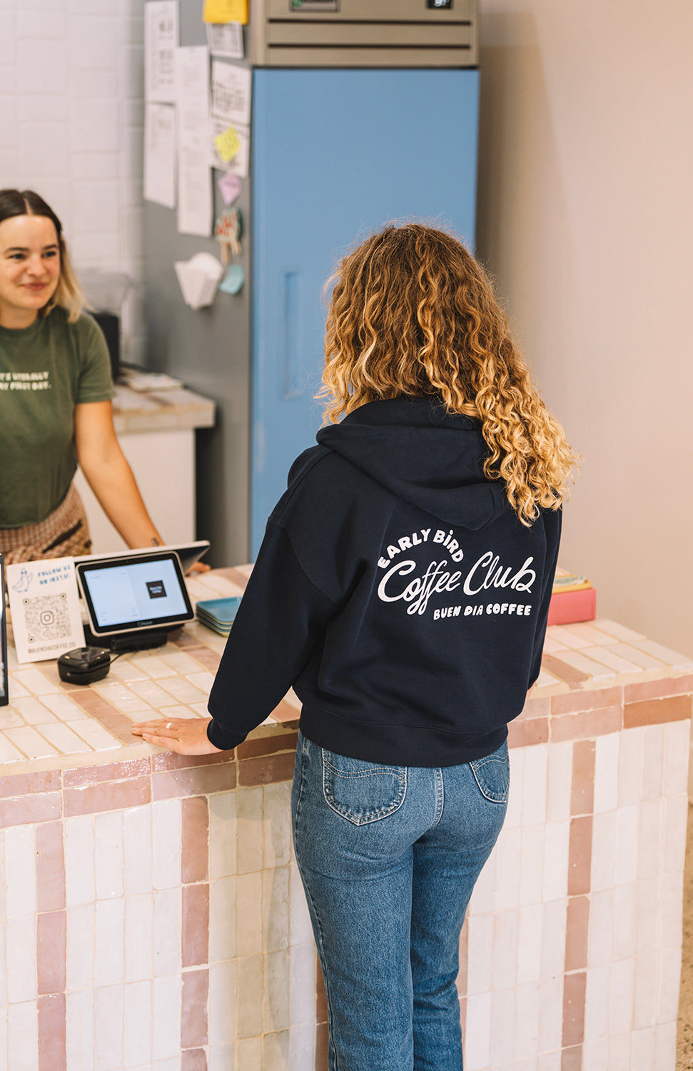 Navy blue hoodie in Buen Dia coffee 