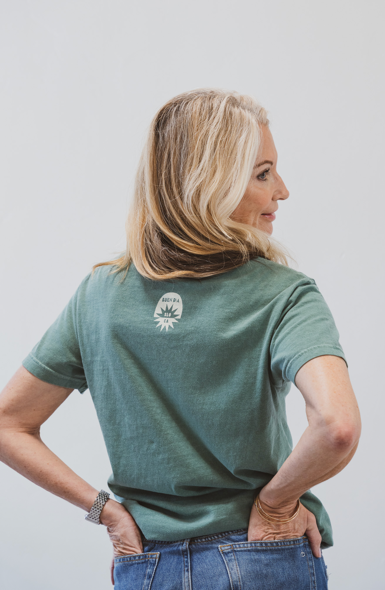 Buen Dia Coffee T-Shirt in Green
