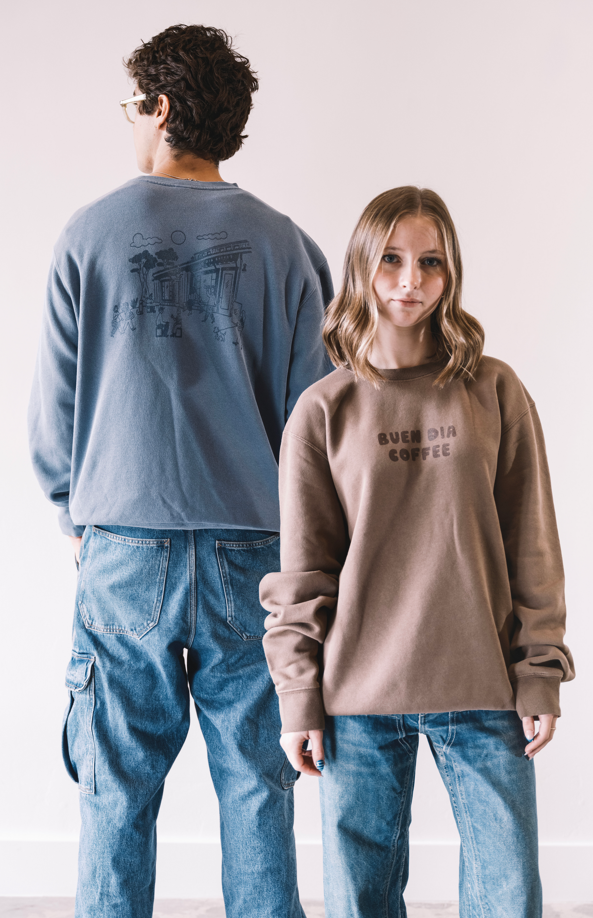 BUEN DIA COFFEE CREWNECK IN BLUE