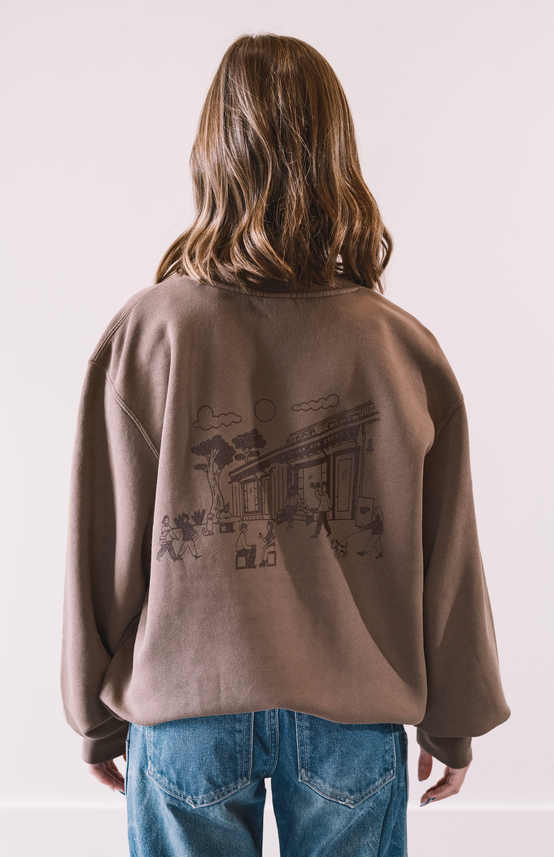 BUEN DIA COFFEE CREWNECK IN BROWN