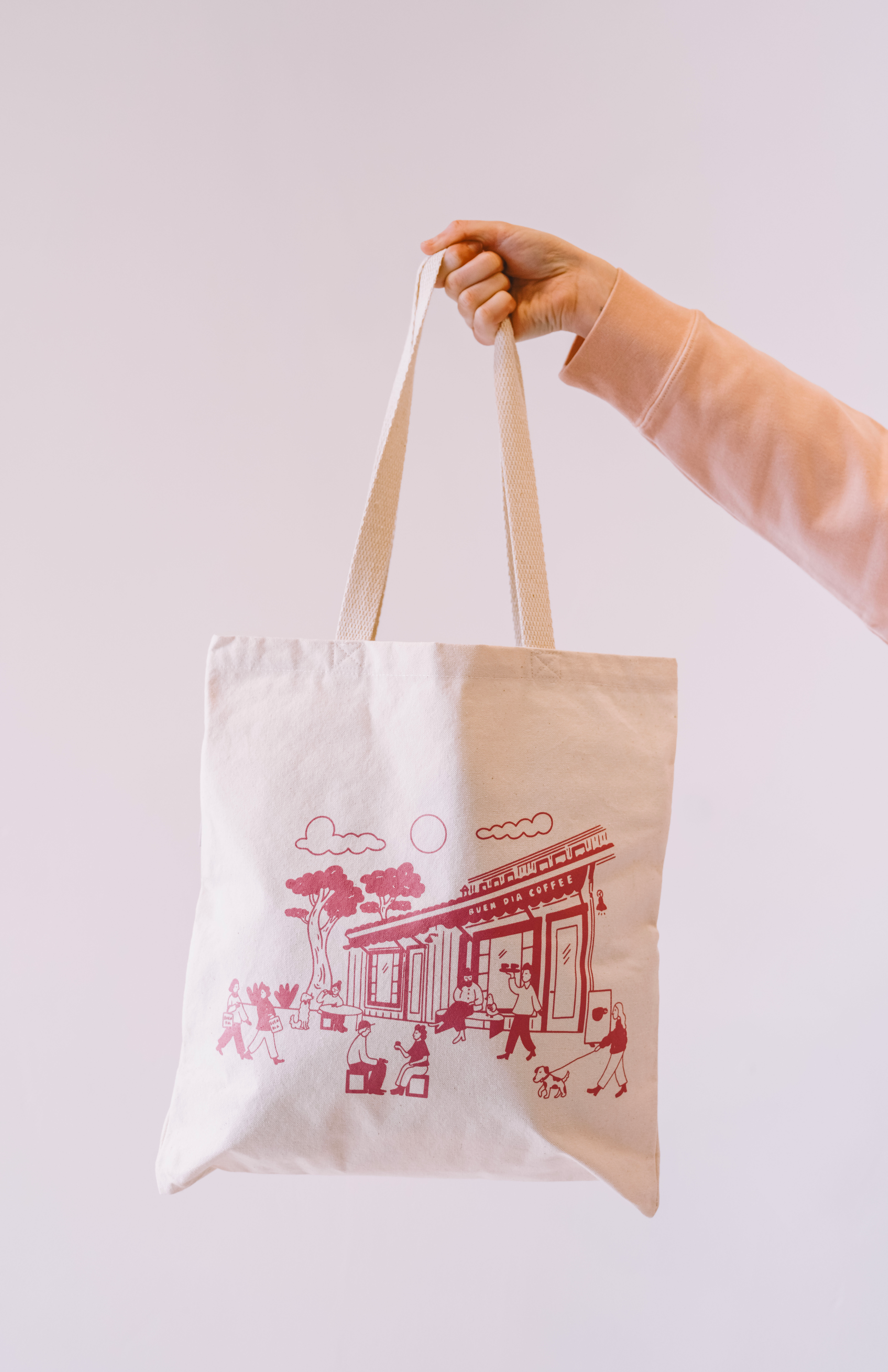 COFFEE SHOP TOTE IN FUCHSIA