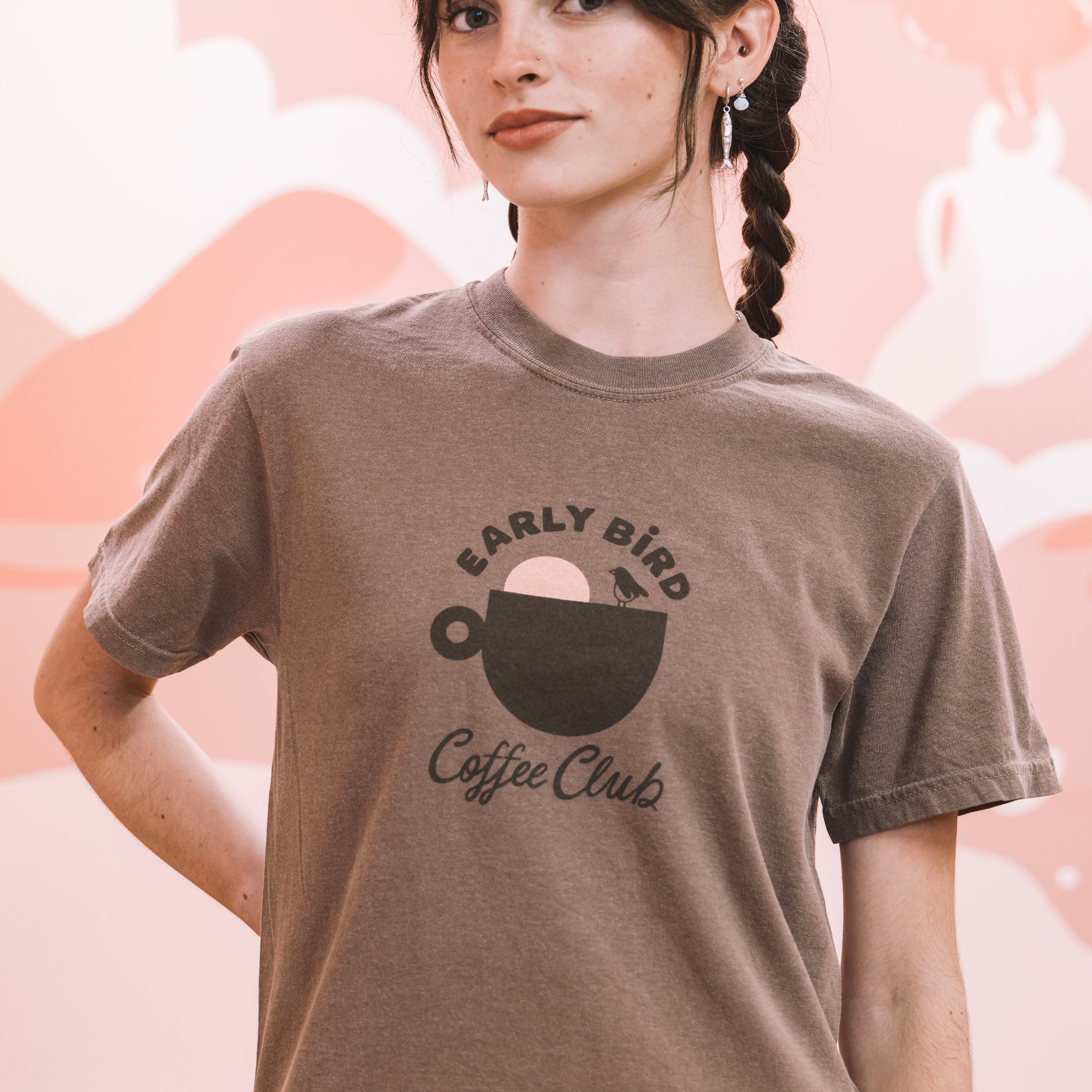 EARLY BIRD COFFEE CLUB T-SHIRT - BROWN
